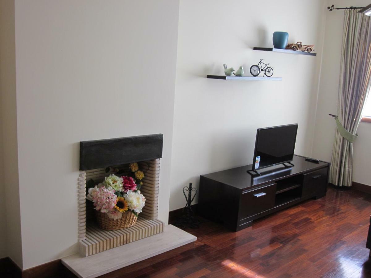Comfortable & Central Apartment Senhora da Hora エクステリア 写真